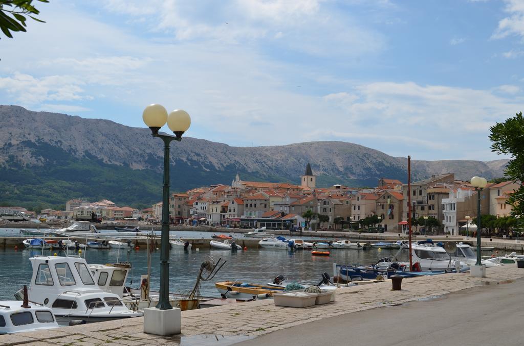 Apartments Lora Baška Chambre photo